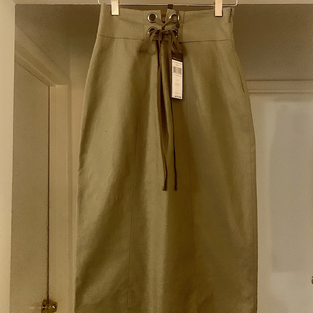 BCBG Lined pencil skirt